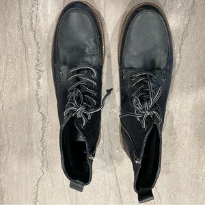 Black Leather Men's Boots
